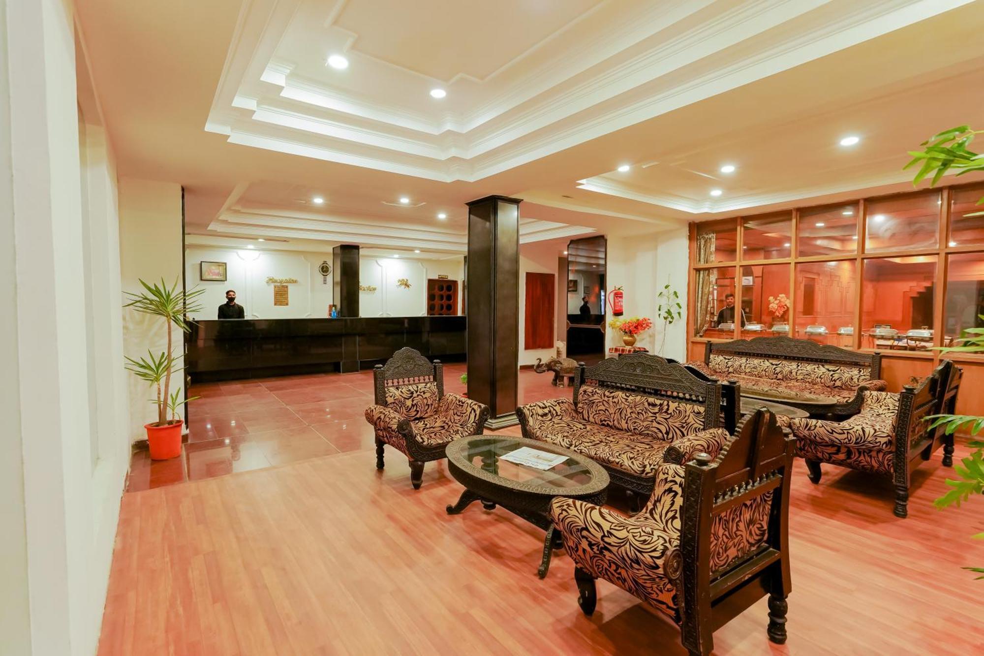 Grand Him Queen Ac Centralized Dharamshala Luaran gambar